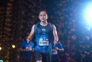 BIB: 42002
                            <button type="button" onclick="openModal(18286996)" class="btn btn-primary btn-sm float-right btn-popup" data-toggle="modal" data-target=".modal-high-quality">
                        <i class="fas fa-shopping-cart"></i> Add to Cart
                    </button>
                                            <button type="button" onclick="isThisMe(18286996, true)" class="btn btn-success btn-sm float-right btn-popup btn-isme hidden" data-toggle="tooltip" data-placement="bottom" title="นี่คือรูปของคุณใช่ไหม คลิกที่นี่เพื่อเอาเข้าอัลบั้ม">
                        <i class="fas fa-plus"></i> Add to album
                    </button>
                    <button type="button" onclick="isThisMe(18286996, false)" class="btn btn-warning btn-sm float-right btn-popup btn-isnotme hidden">
                        <i class="fas fa-ban"></i> Remove from album
                    </button>